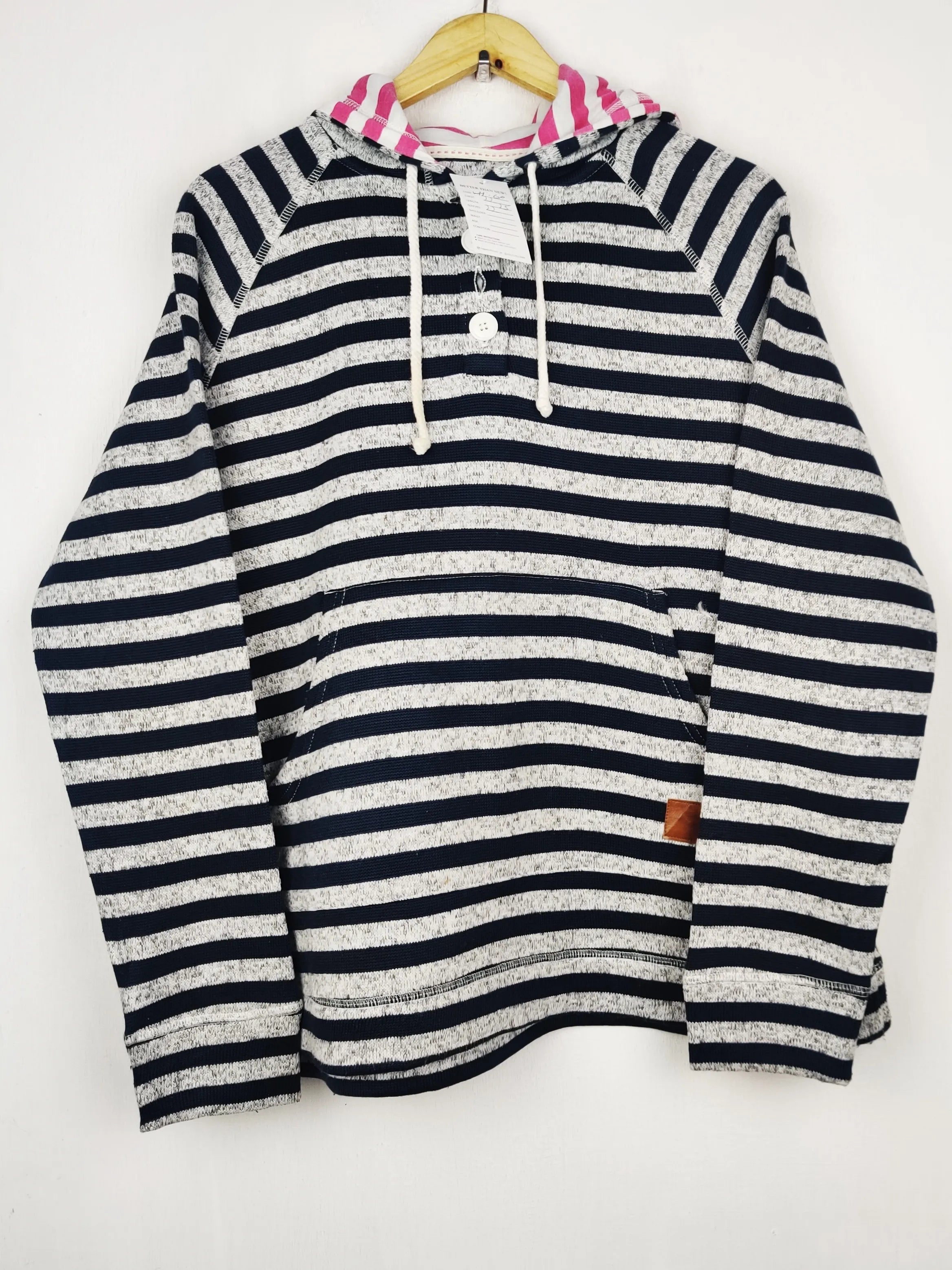 Buy online pre-used pre-loved 100% authentic & Original branded Tu (WH-60) available in Pakistan. Top international brands avilable.