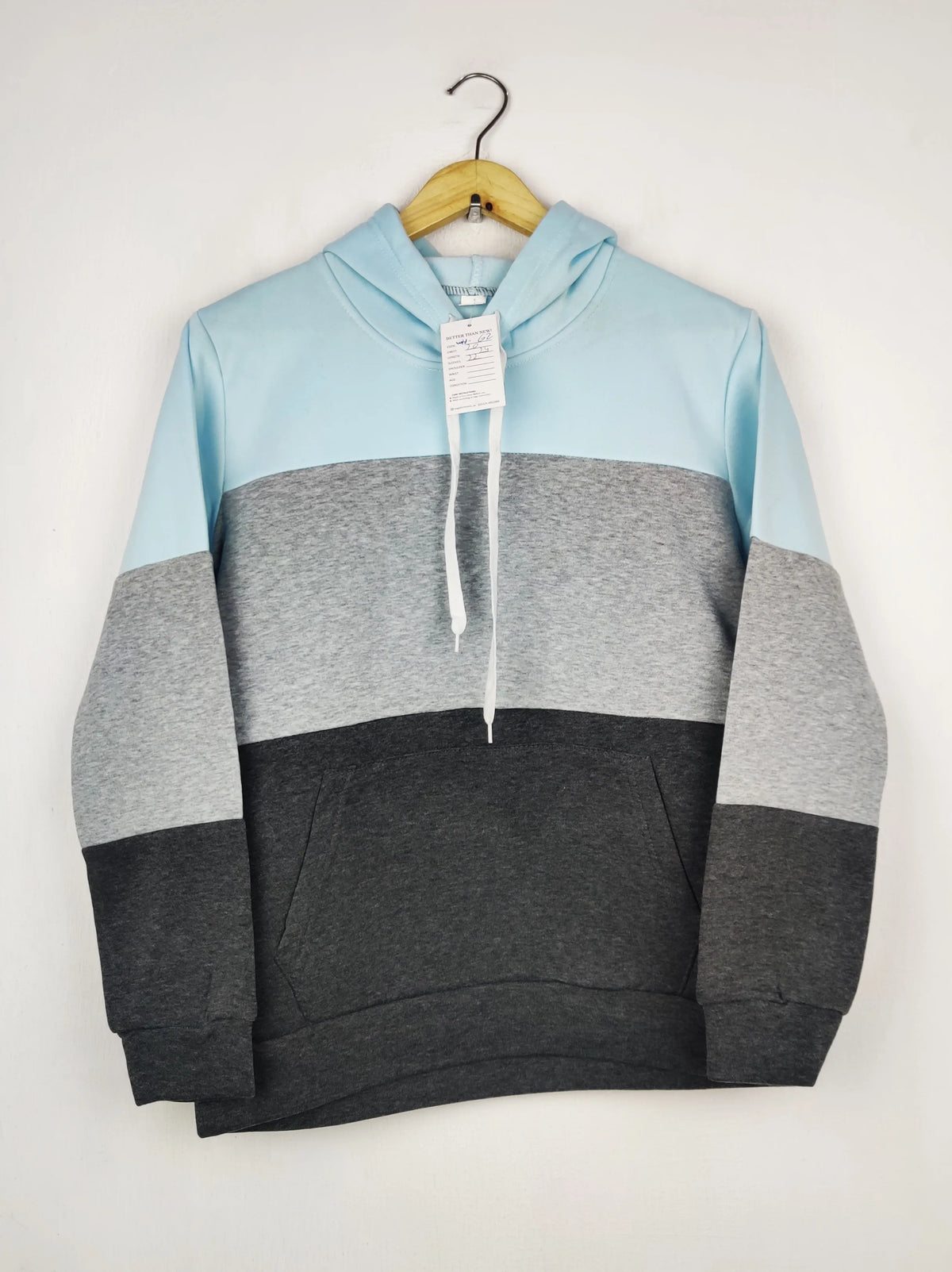 Buy online pre-used pre-loved 100% authentic & Original branded Unknown Brand (WH-62) available in Pakistan. Top international brands avilable.