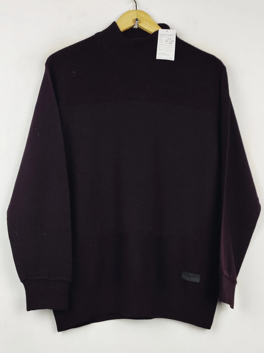 Buy online pre-used pre-loved 100% authentic & Original branded Unknown Brand (WJS-1019) available in Pakistan. Top international brands avilable.
