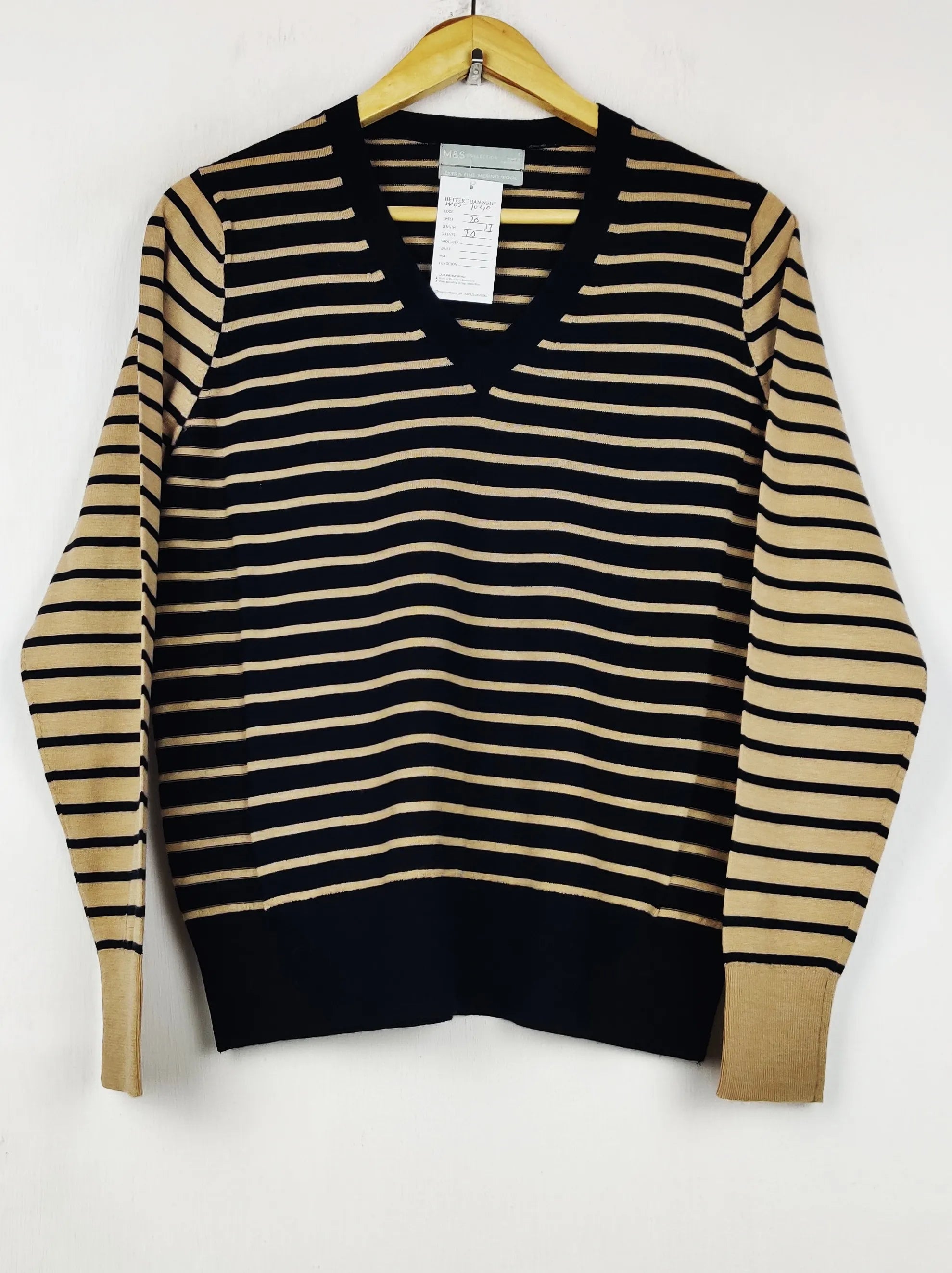 Buy online pre-used pre-loved 100% authentic & Original branded Marks & Spencer (WJS-1040) available in Pakistan. Top international brands avilable.