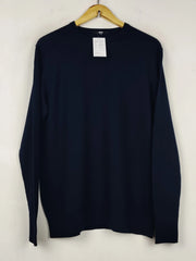 Buy online pre-used pre-loved 100% authentic & Original branded Uniqlo (WJS-1051) available in Pakistan. Top international brands avilable.