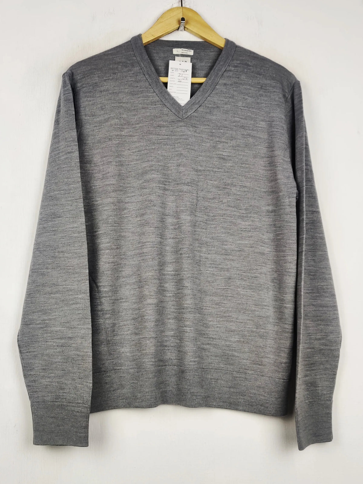 Buy online pre-used pre-loved 100% authentic & Original branded Gap (WJS-1067) available in Pakistan. Top international brands avilable.