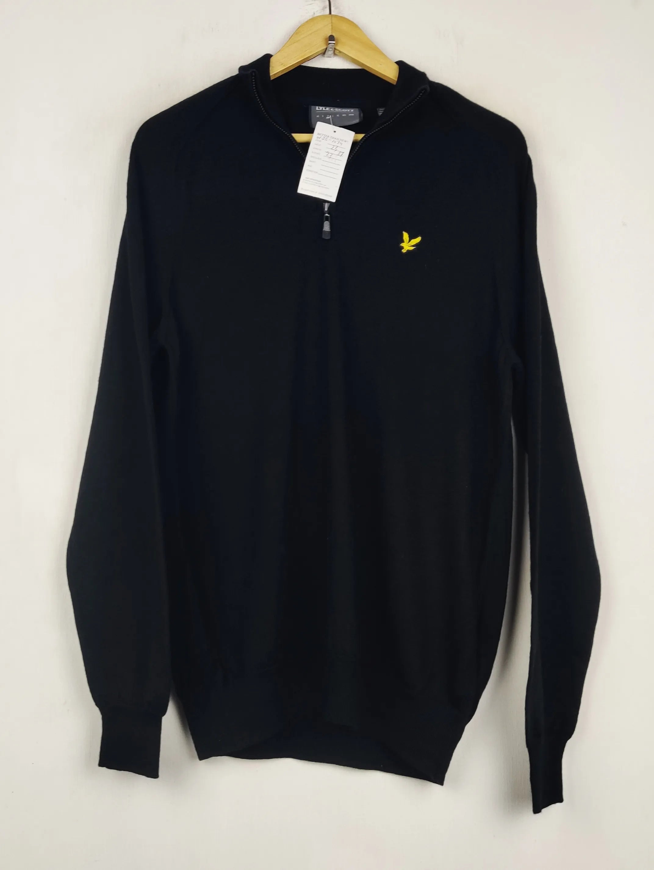Buy online pre-used pre-loved 100% authentic & Original branded Lyle & Scott (WJS-1074) available in Pakistan. Top international brands avilable.