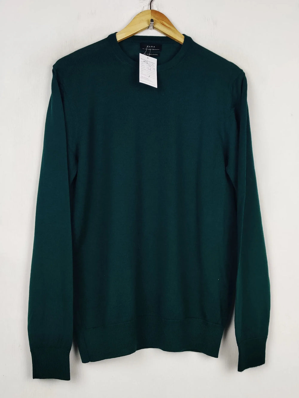Buy online pre-used pre-loved 100% authentic & Original branded Zara (WJS-1171) available in Pakistan. Top international brands avilable.