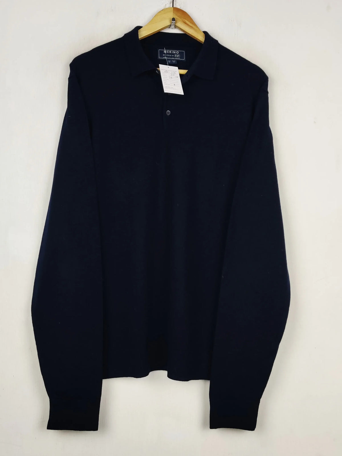 Buy online pre-used pre-loved 100% authentic & Original branded F&F (WJS-1180) available in Pakistan. Top international brands avilable.