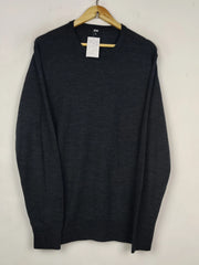 Buy online pre-used pre-loved 100% authentic & Original branded Uniqlo (WJS-1189) available in Pakistan. Top international brands avilable.