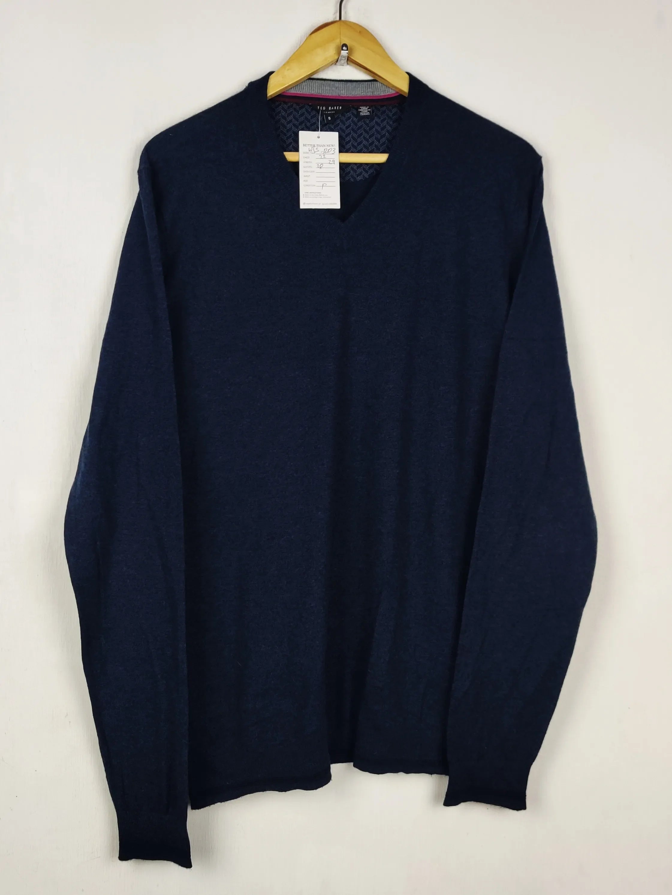 Buy online pre-used pre-loved 100% authentic & Original branded T.E.D B.A.K.E.R. (WJS-1203) available in Pakistan. Top international brands avilable.