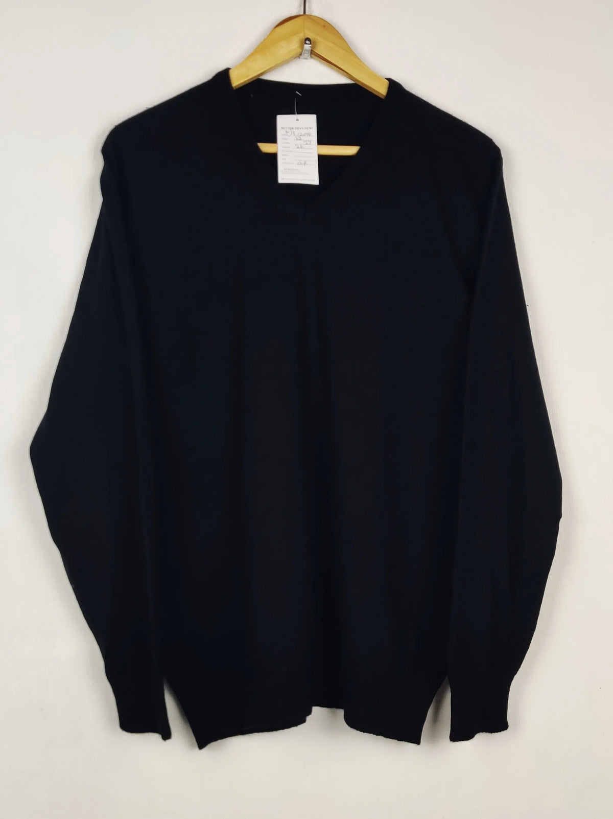 Buy online pre-used pre-loved 100% authentic & Original branded Unknown Brand (WJS-1204) available in Pakistan. Top international brands avilable.