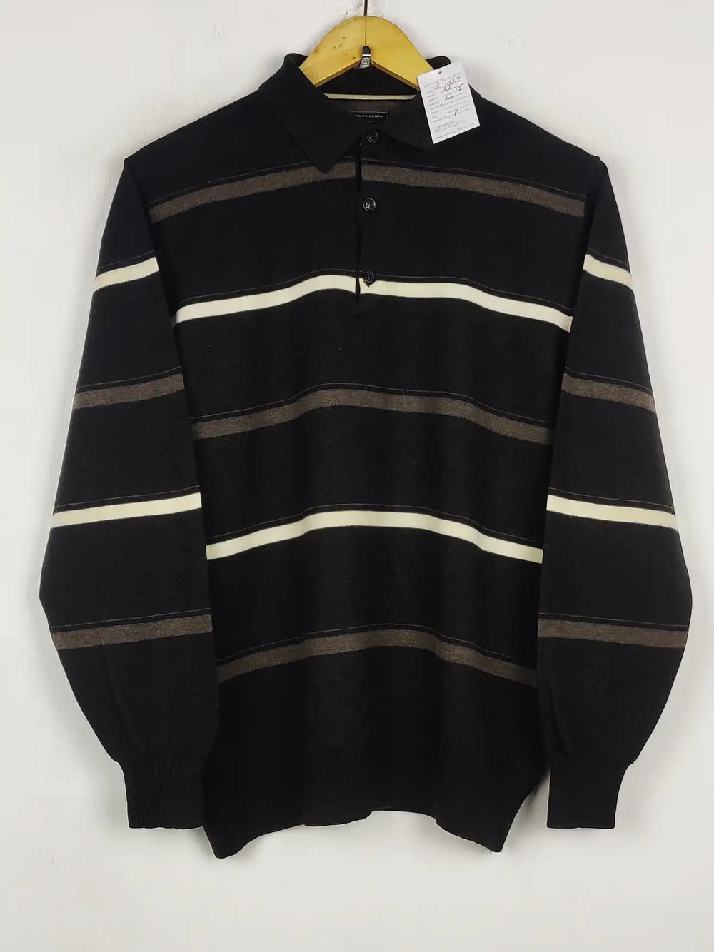 Buy online pre-used pre-loved 100% authentic & Original branded Pierre Cardin (WJS-124) available in Pakistan. Top international brands avilable.