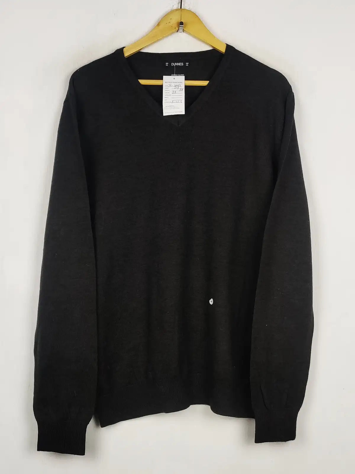 Buy online pre-used pre-loved 100% authentic & Original branded Dunnes Stores (WJS-127) available in Pakistan. Top international brands avilable.