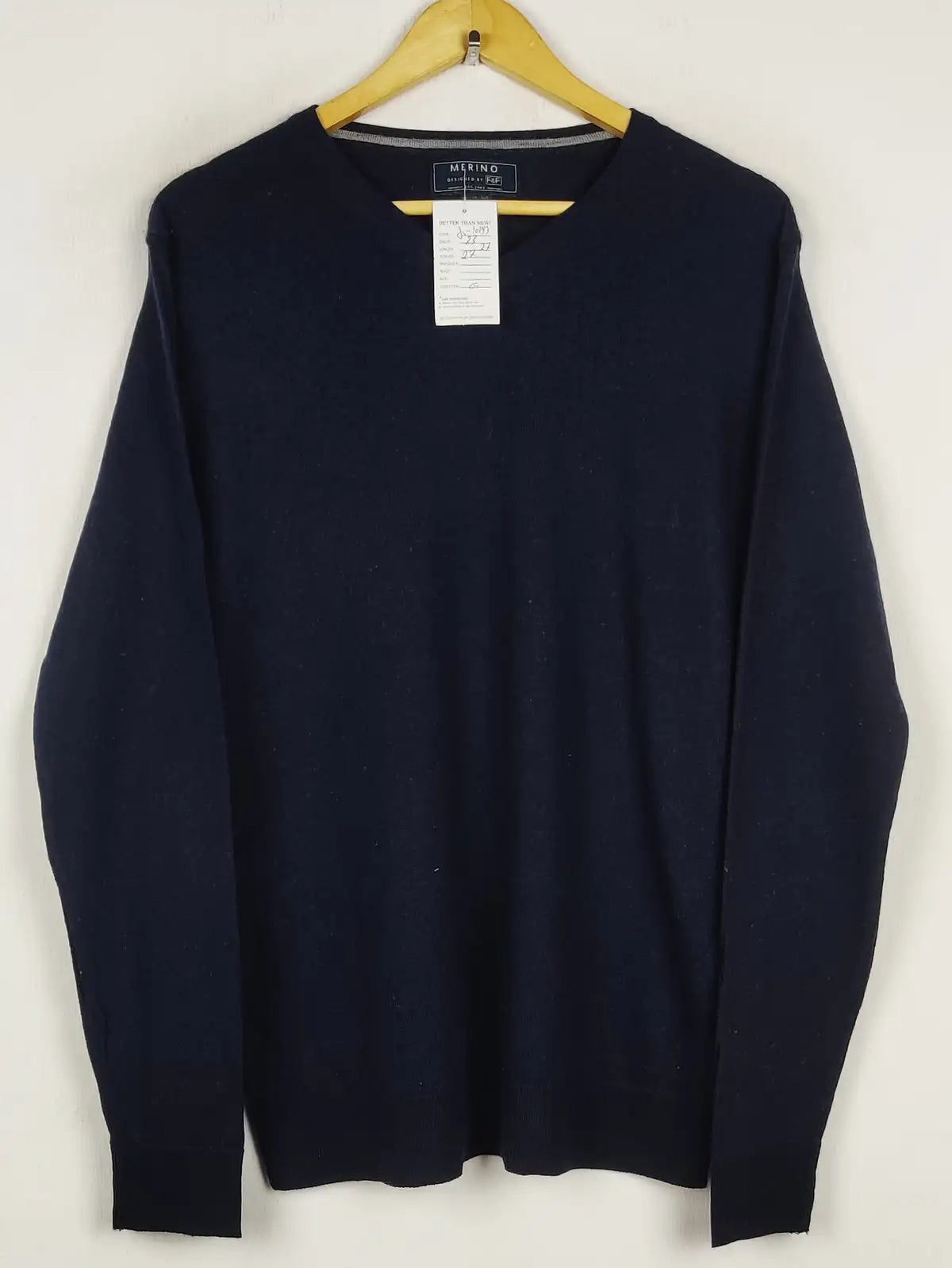 Buy online pre-used pre-loved 100% authentic & Original branded F&F (WJS-187) available in Pakistan. Top international brands avilable.