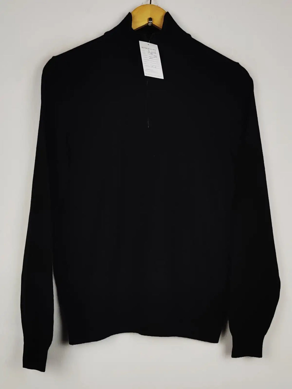 Buy online pre-used pre-loved 100% authentic & Original branded H.U.G.O B.O.S.S (WJS-199) available in Pakistan. Top international brands avilable.