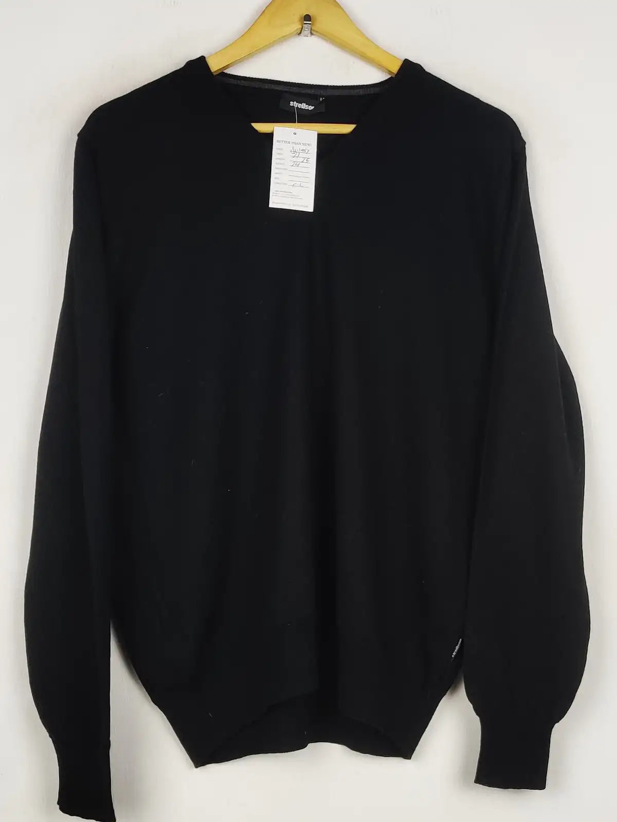 Buy online pre-used pre-loved 100% authentic & Original branded Strellson (WJS-201) available in Pakistan. Top international brands avilable.