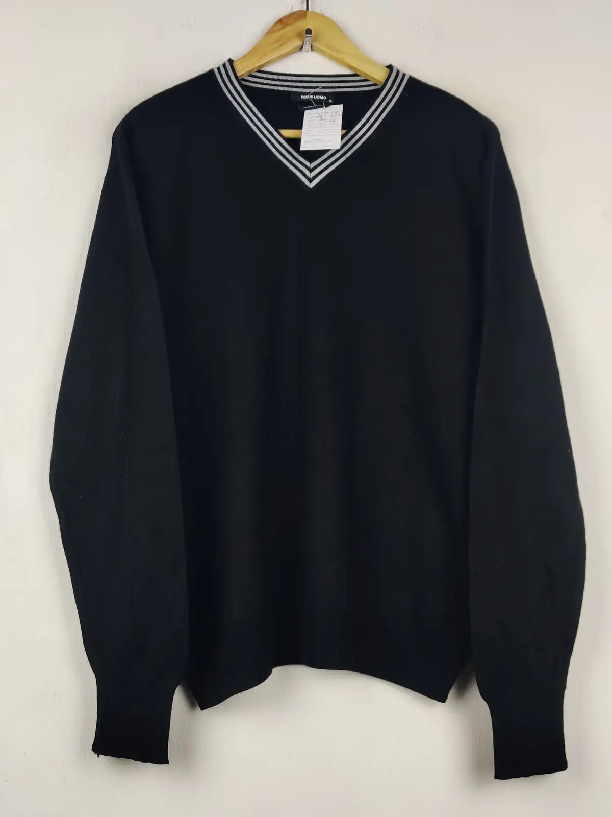 Buy online pre-used pre-loved 100% authentic & Original branded Remus Uomo (WJS-273) available in Pakistan. Top international brands avilable.