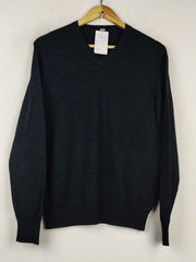 Buy online pre-used pre-loved 100% authentic & Original branded Uniqlo (WJS-302) available in Pakistan. Top international brands avilable.