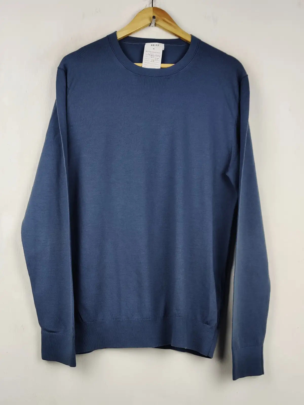 Buy online pre-used pre-loved 100% authentic & Original branded Reiss (WJS-304) available in Pakistan. Top international brands avilable.