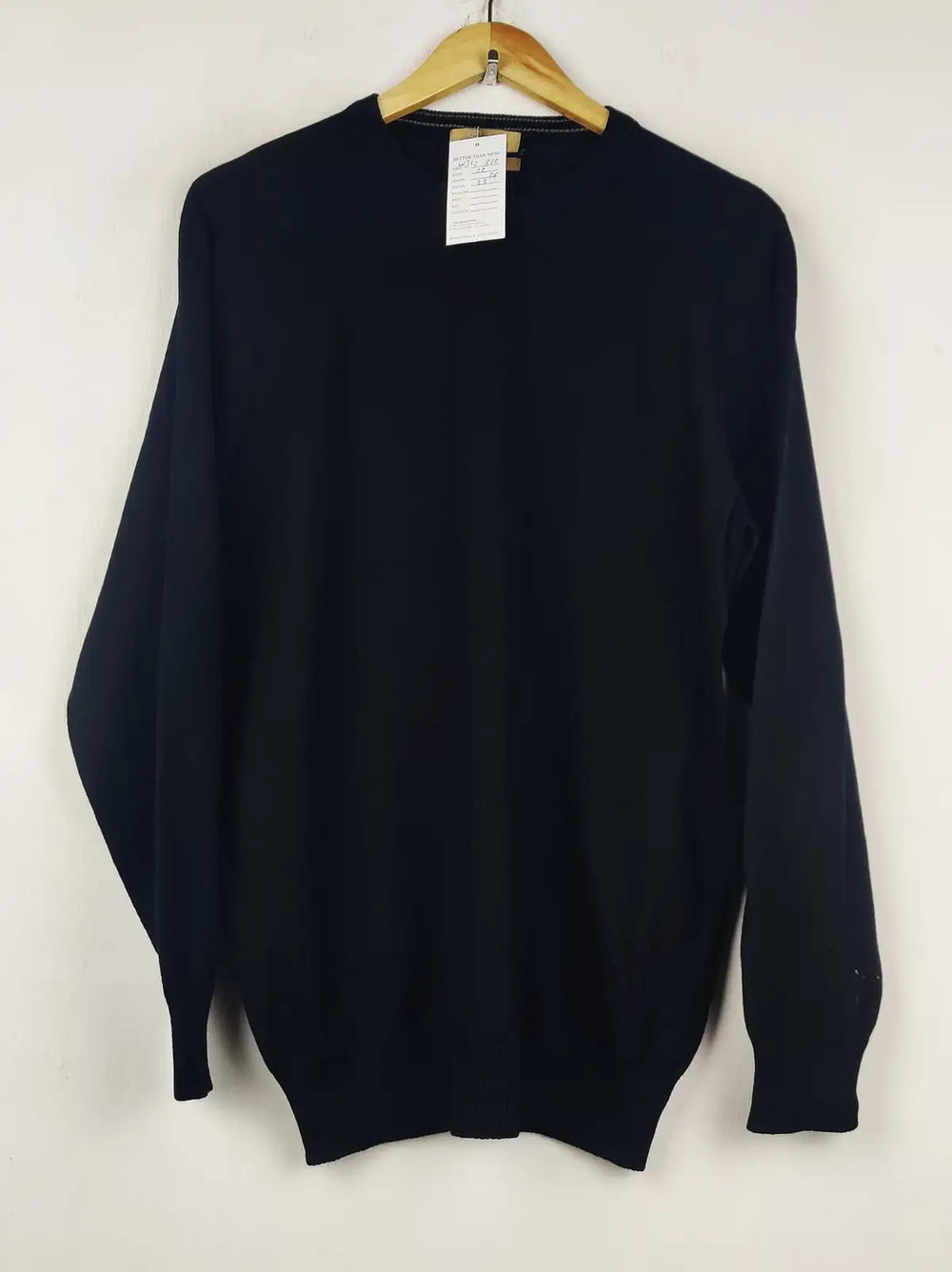 Buy online pre-used pre-loved 100% authentic & Original branded Collezione (WJS-322) available in Pakistan. Top international brands avilable.