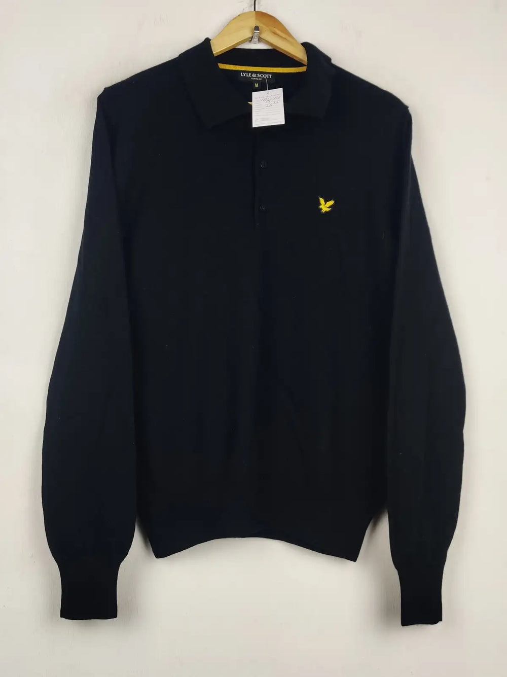 Buy online pre-used pre-loved 100% authentic & Original branded Lyle & Scott (WJS-358) available in Pakistan. Top international brands avilable.