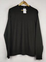 Buy online pre-used pre-loved 100% authentic & Original branded Uniqlo (WJS-360) available in Pakistan. Top international brands avilable.