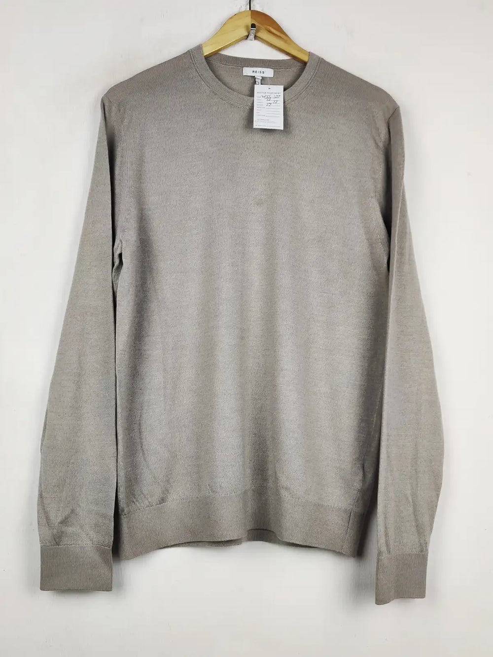 Buy online pre-used pre-loved 100% authentic & Original branded Reiss (WJS-377) available in Pakistan. Top international brands avilable.