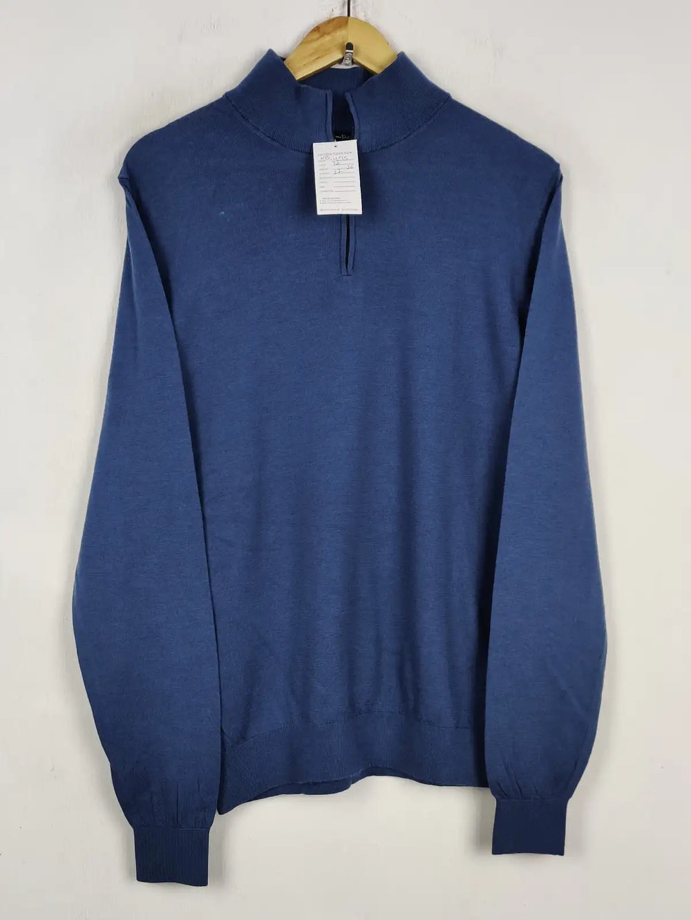Buy online pre-used pre-loved 100% authentic & Original branded Massimo Dutti (WJS-475) available in Pakistan. Top international brands avilable.