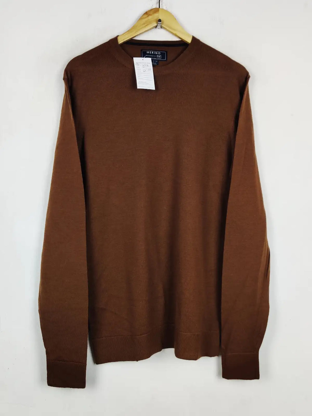 Buy online pre-used pre-loved 100% authentic & Original branded F&F (WJS-478) available in Pakistan. Top international brands avilable.