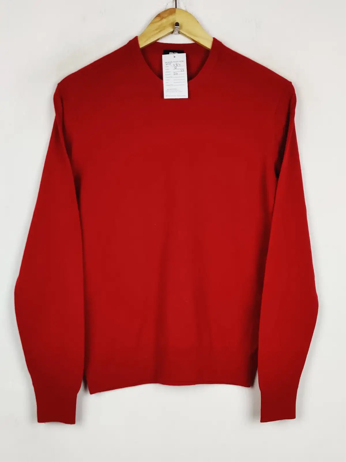 Buy online pre-used pre-loved 100% authentic & Original branded Uniqlo (WJS-484) available in Pakistan. Top international brands avilable.
