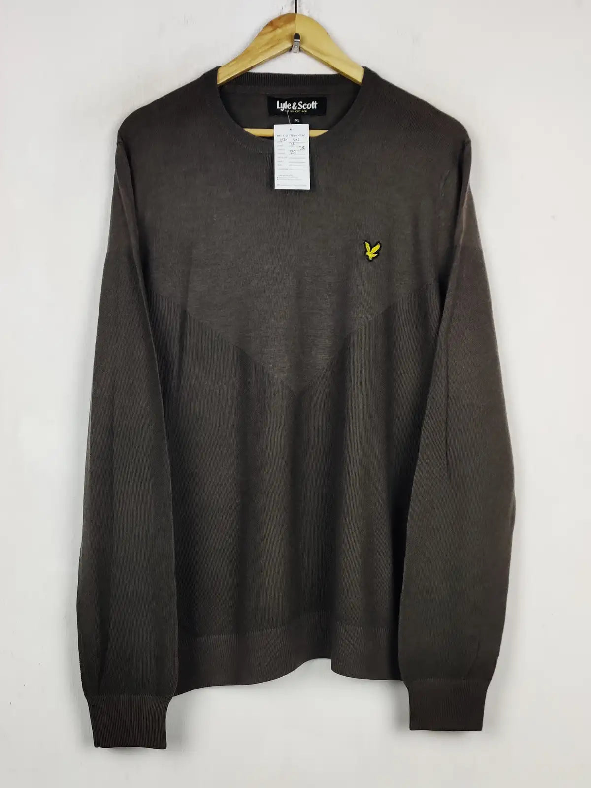 Buy online pre-used pre-loved 100% authentic & Original branded Lyle & Scott (WJS-502) available in Pakistan. Top international brands avilable.