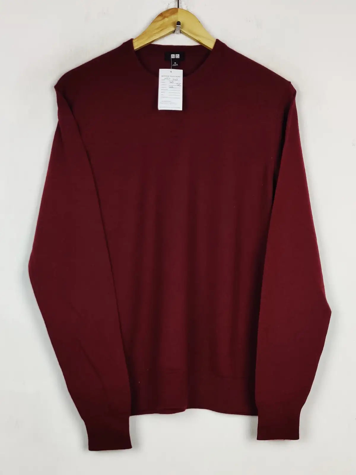Buy online pre-used pre-loved 100% authentic & Original branded Uniqlo (WJS-503) available in Pakistan. Top international brands avilable.