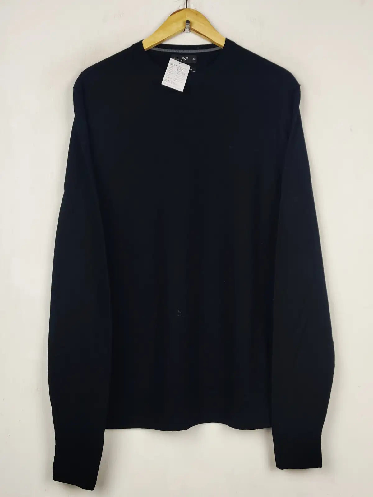Buy online pre-used pre-loved 100% authentic & Original branded F&F (WJS-532) available in Pakistan. Top international brands avilable.