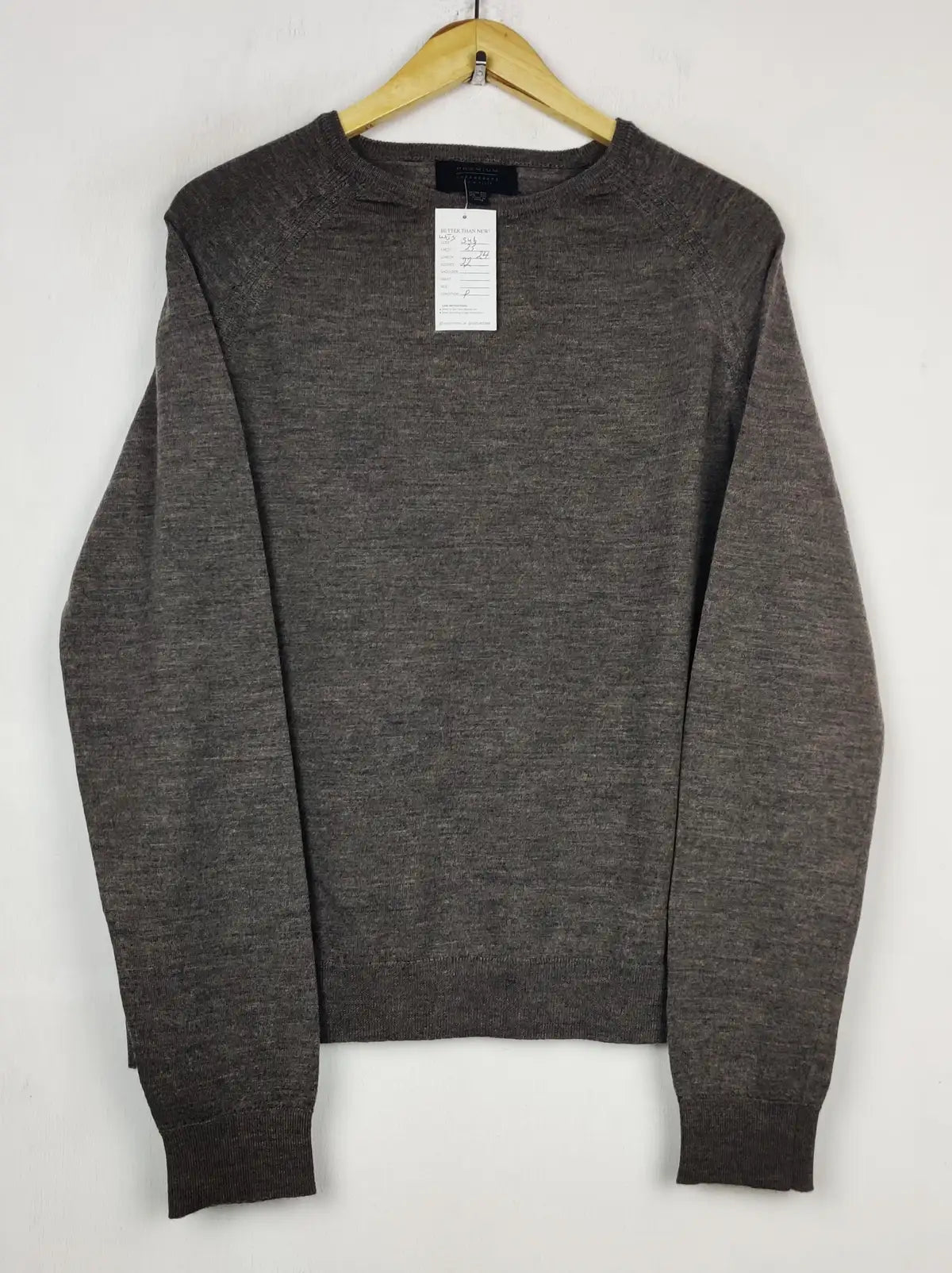 Buy online pre-used pre-loved 100% authentic & Original branded Threadbare (WJS-546) available in Pakistan. Top international brands avilable.
