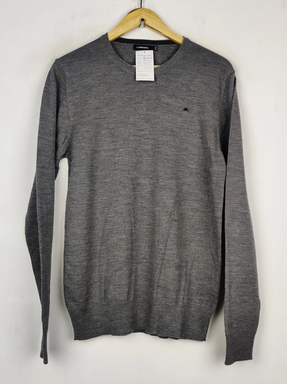 Buy online pre-used pre-loved 100% authentic & Original branded J.Lindeberg (WJS-643) available in Pakistan. Top international brands avilable.