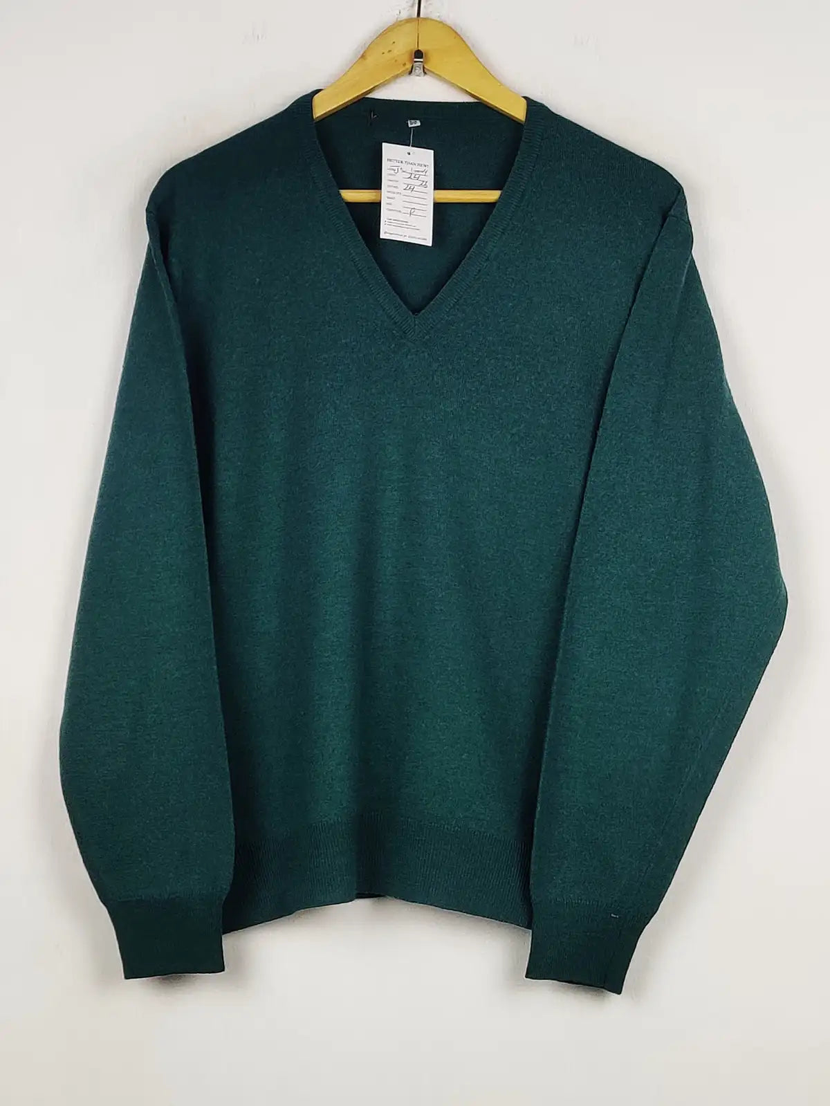Buy online pre-used pre-loved 100% authentic & Original branded Unknown Brand (WJS-66) available in Pakistan. Top international brands avilable.