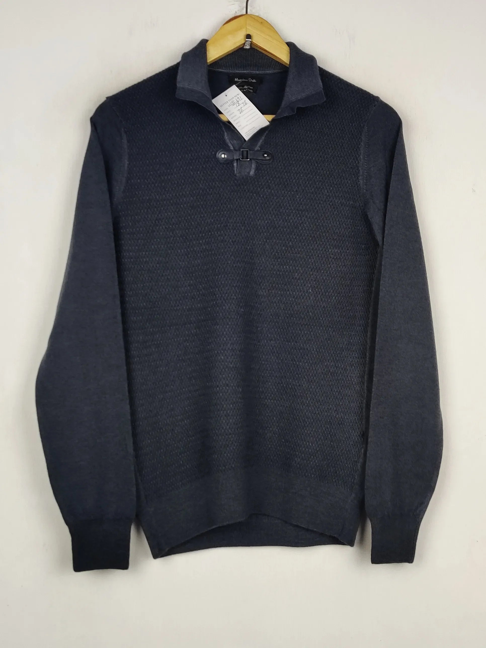 Buy online pre-used pre-loved 100% authentic & Original branded Massimo Dutti (WJS-691) available in Pakistan. Top international brands avilable.