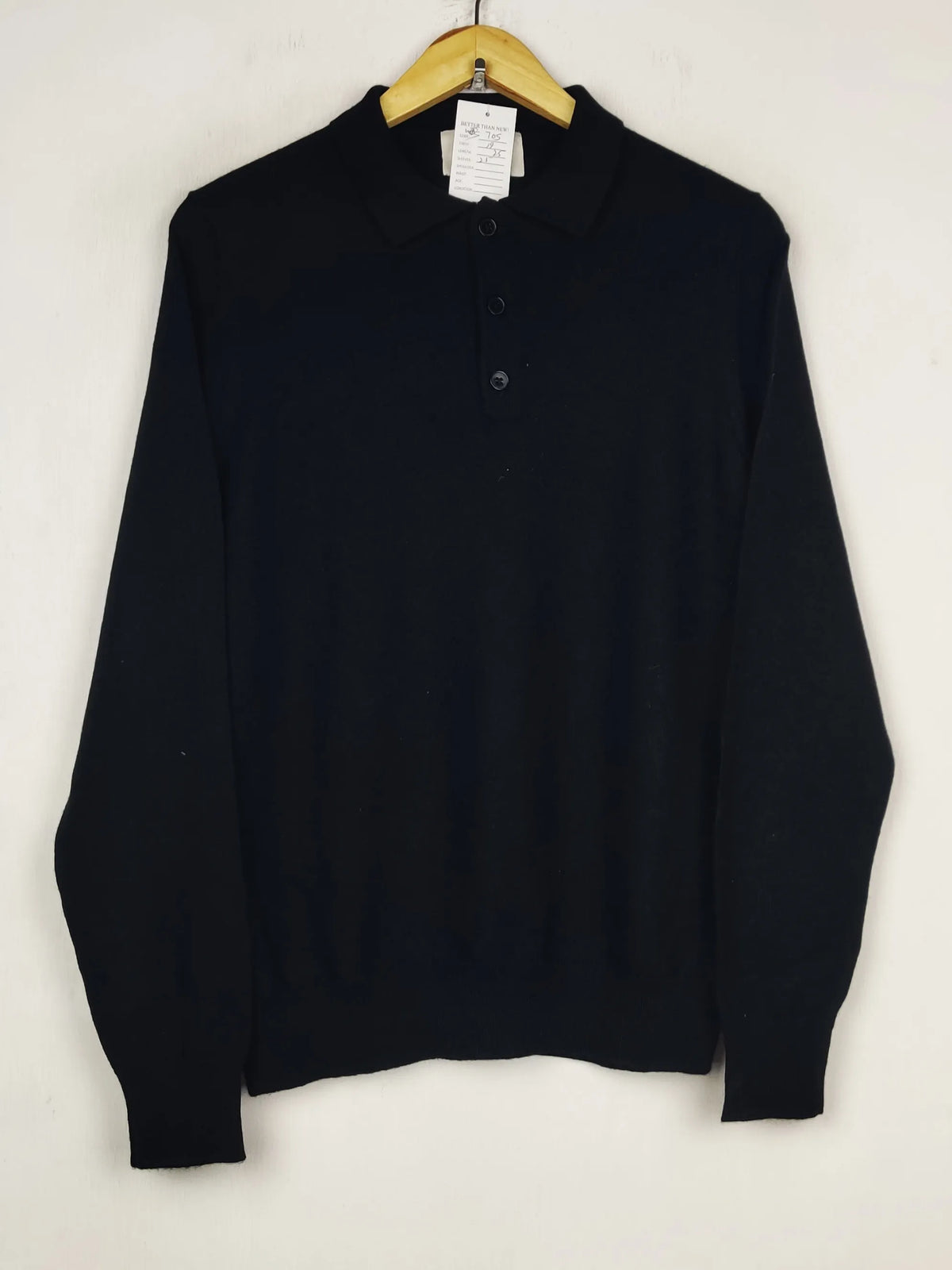Buy online pre-used pre-loved 100% authentic & Original branded Hawes & Curtis (WJS-705) available in Pakistan. Top international brands avilable.