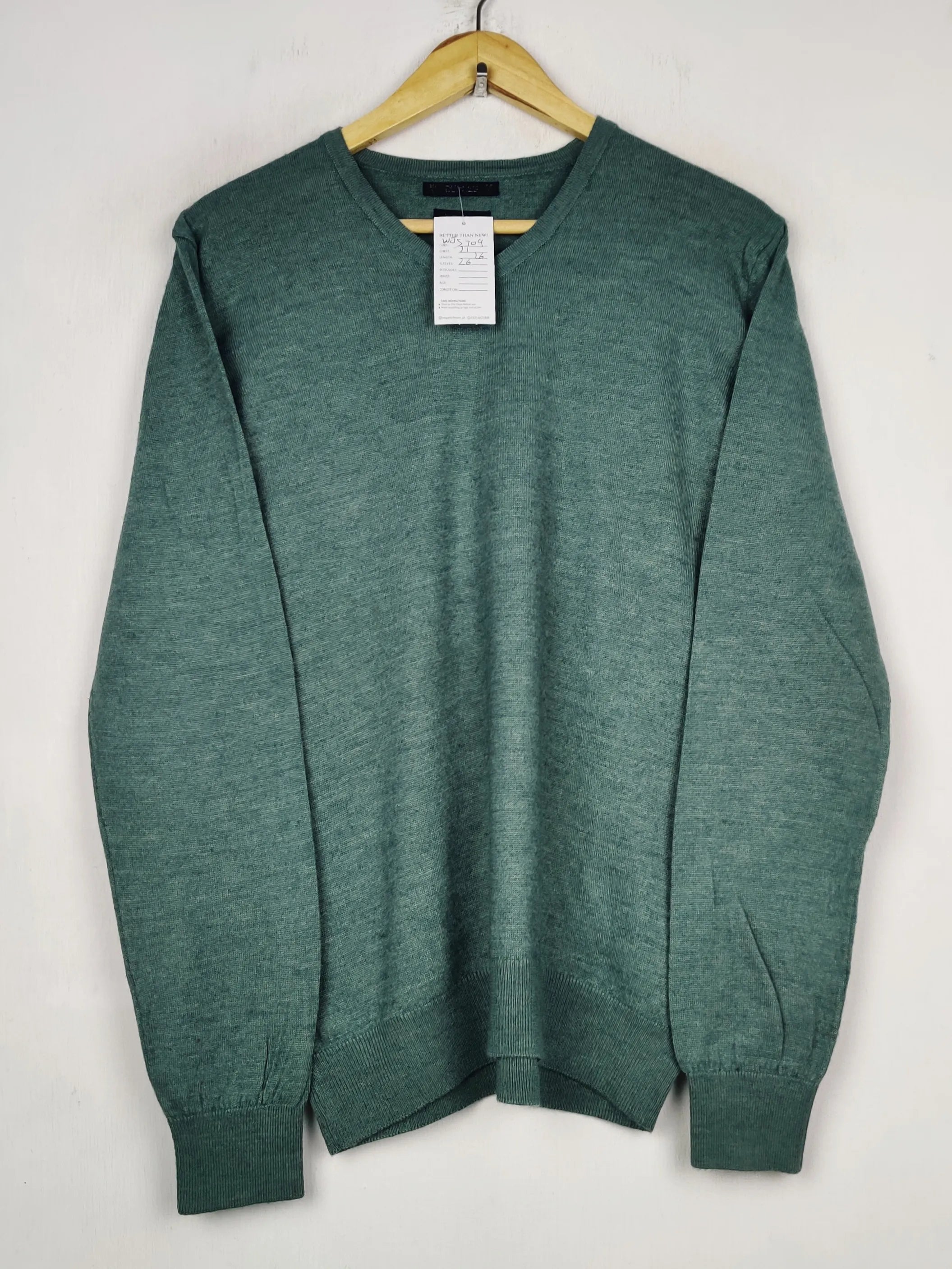 Buy online pre-used pre-loved 100% authentic & Original branded Unknown Brand (WJS-709) available in Pakistan. Top international brands avilable.