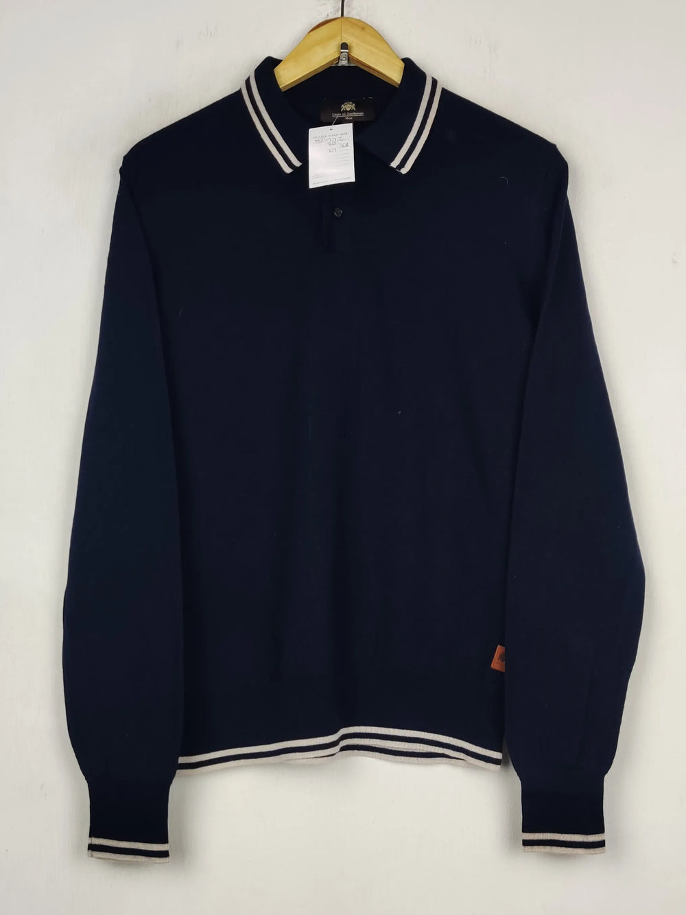 Buy online pre-used pre-loved 100% authentic & Original branded Cg (WJS-722) available in Pakistan. Top international brands avilable.
