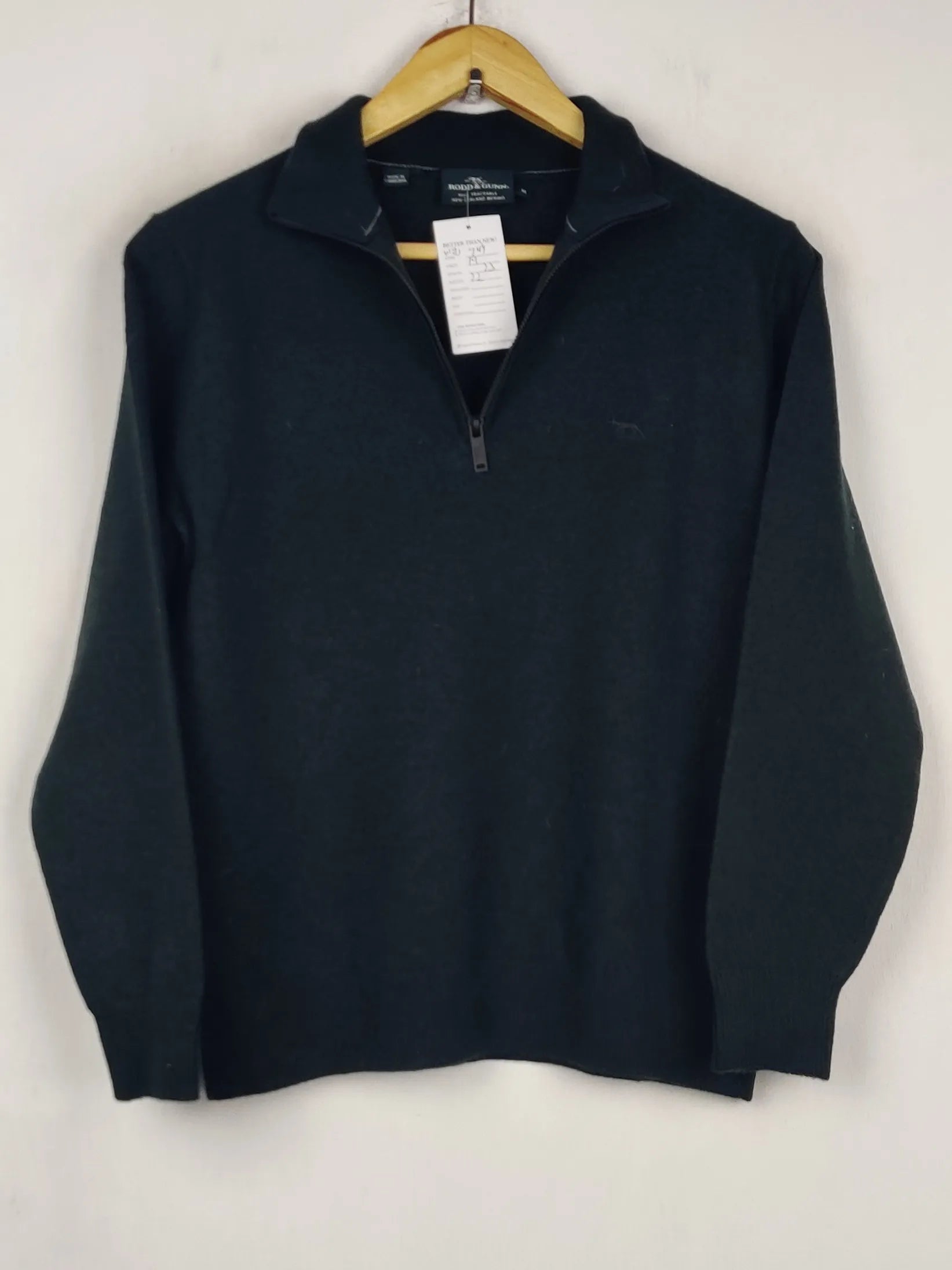Buy online pre-used pre-loved 100% authentic & Original branded Road Gunn (WJS-744) available in Pakistan. Top international brands avilable.
