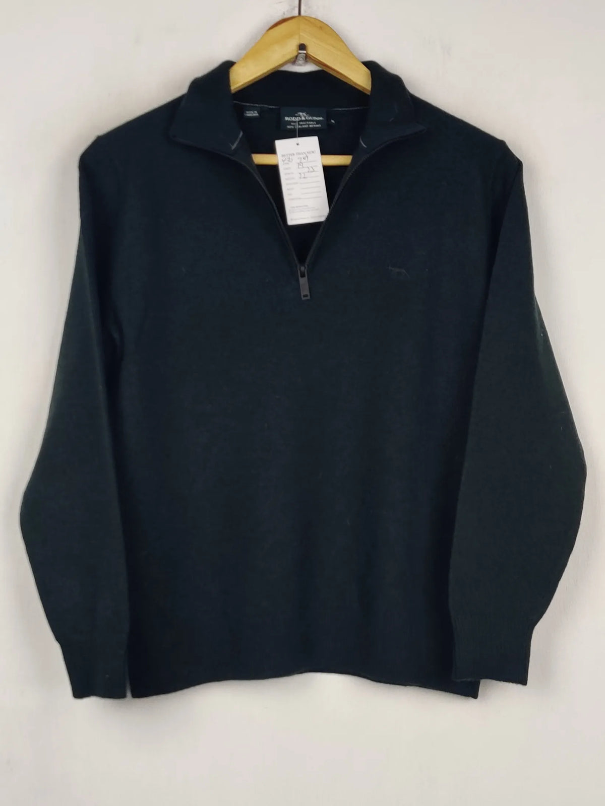 Buy online pre-used pre-loved 100% authentic & Original branded Road Gunn (WJS-744) available in Pakistan. Top international brands avilable.