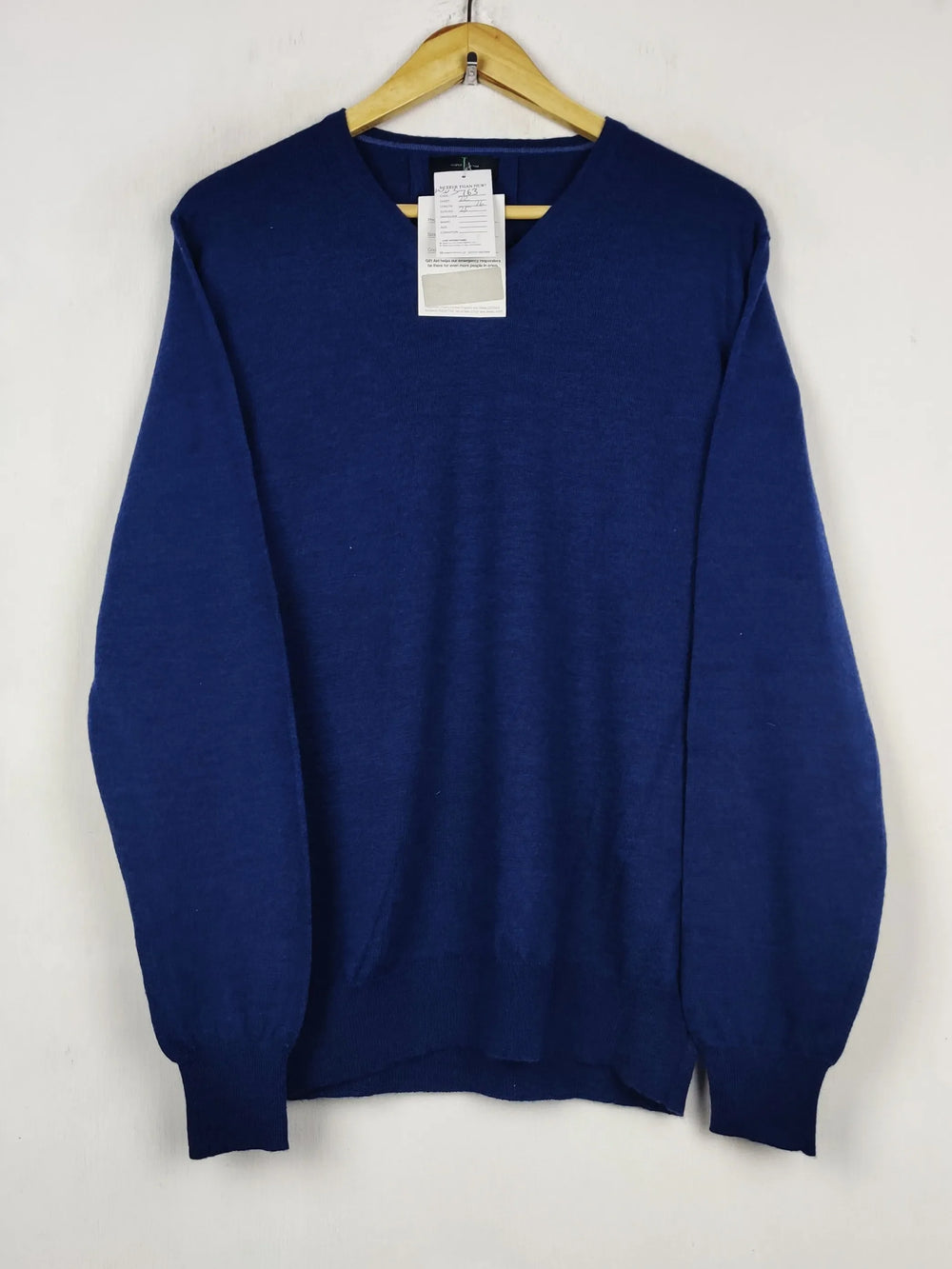 Buy online pre-used pre-loved 100% authentic & Original branded Jasper Conran (WJS-763) available in Pakistan. Top international brands avilable.