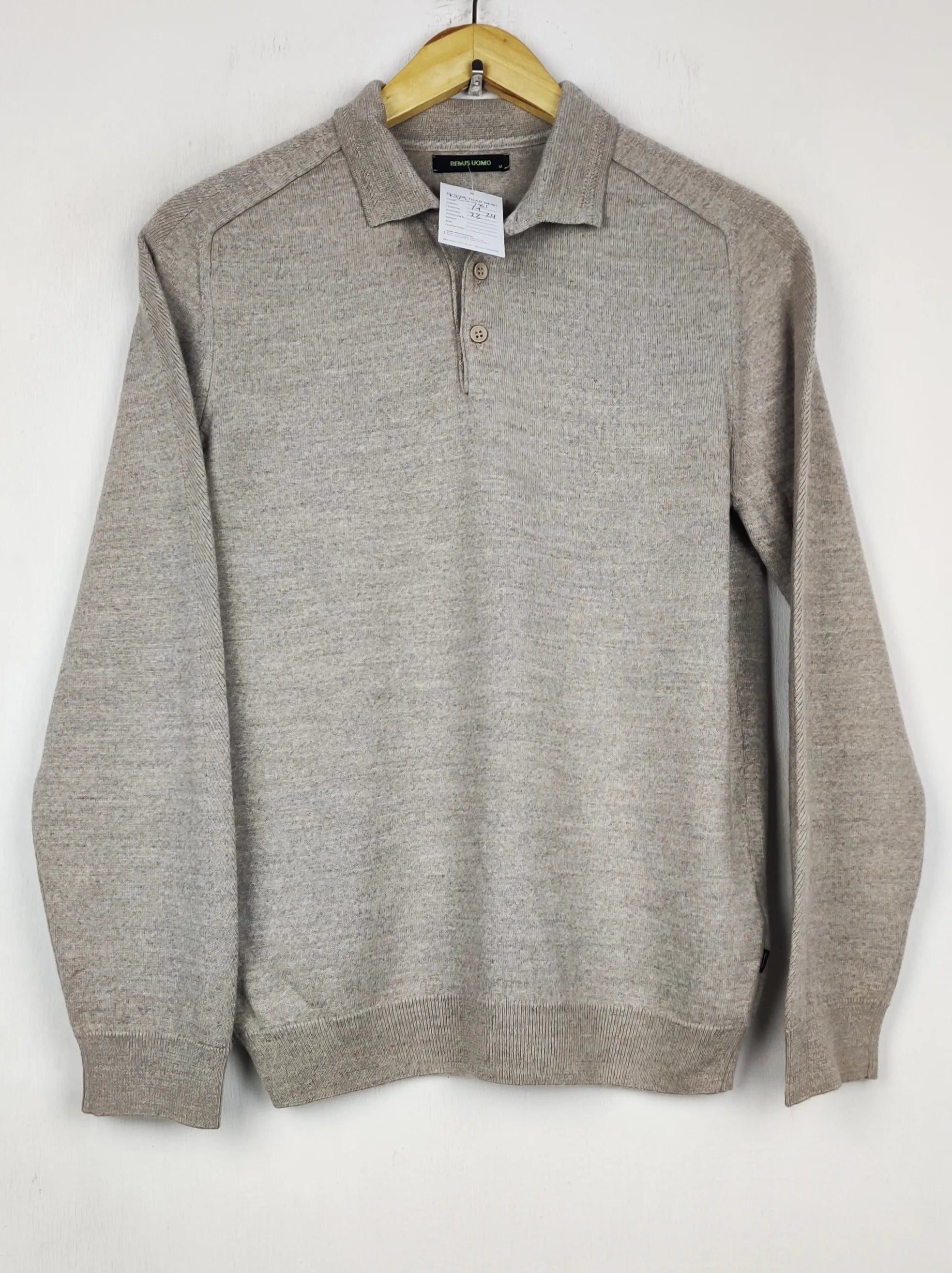 Buy online pre-used pre-loved 100% authentic & Original branded Remus Uomo (WJS-781) available in Pakistan. Top international brands avilable.