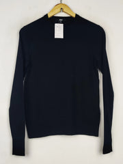 Buy online pre-used pre-loved 100% authentic & Original branded Uniqlo (WJS-796) available in Pakistan. Top international brands avilable.