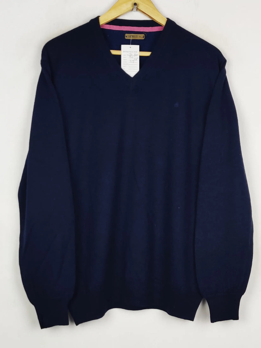 Buy online pre-used pre-loved 100% authentic & Original branded Clubhouse (WJS-820) available in Pakistan. Top international brands avilable.