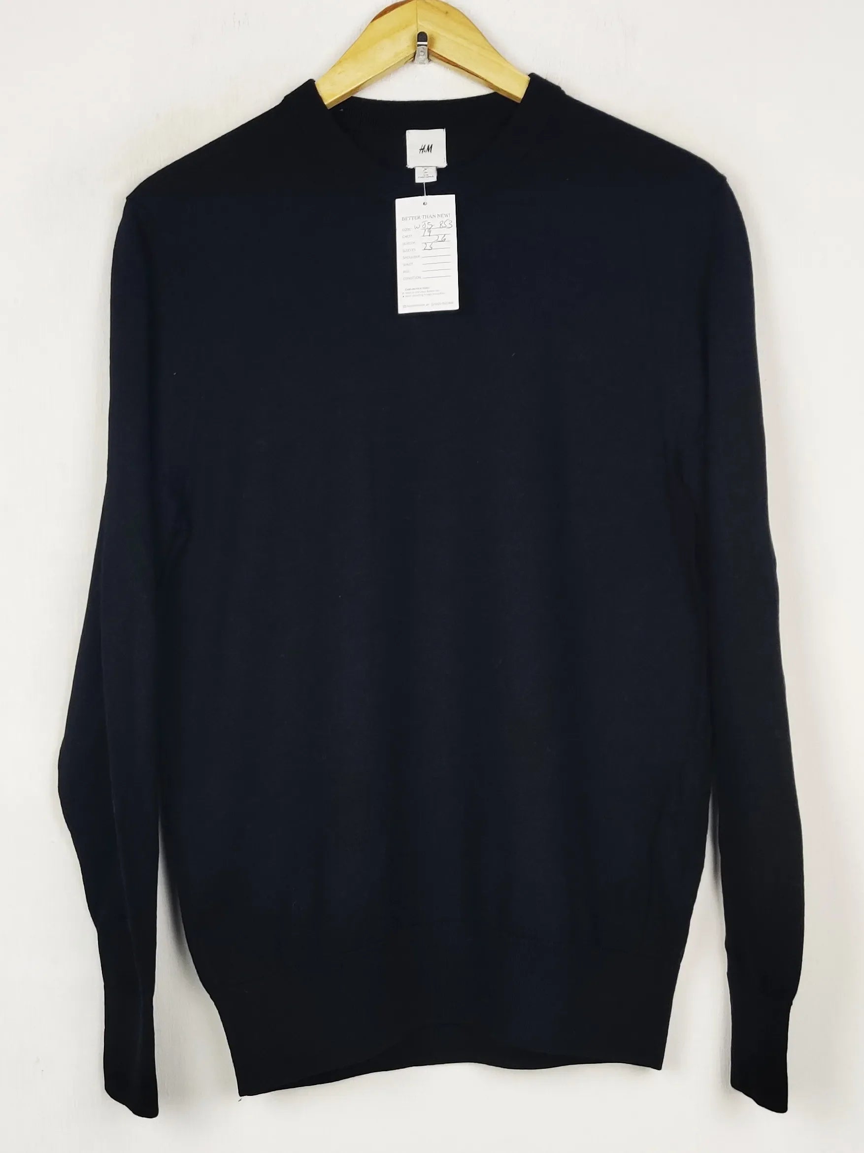 Buy online pre-used pre-loved 100% authentic & Original branded H&M (WJS-853) available in Pakistan. Top international brands avilable.