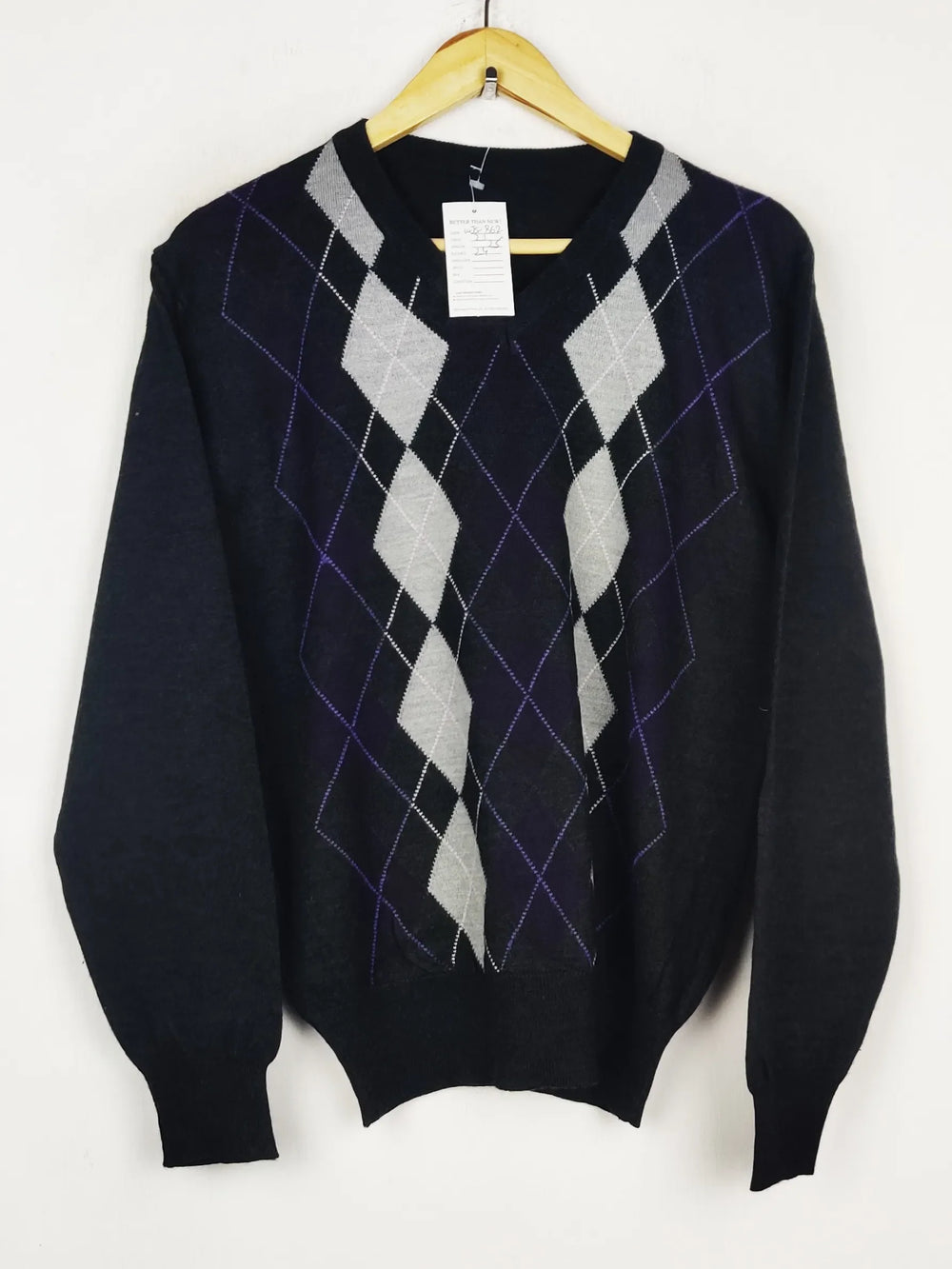 Buy online pre-used pre-loved 100% authentic & Original branded Unknown Brand (WJS-862) available in Pakistan. Top international brands avilable.
