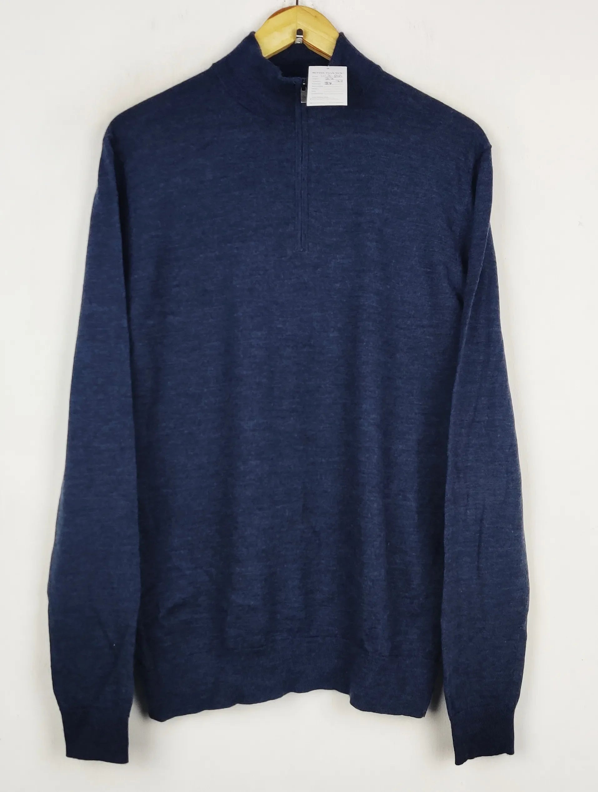 Buy online pre-used pre-loved 100% authentic & Original branded Kronstand Casual (WJS-866) available in Pakistan. Top international brands avilable.