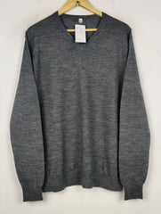 Buy online pre-used pre-loved 100% authentic & Original branded Unknown Brand (WJS-901) available in Pakistan. Top international brands avilable.