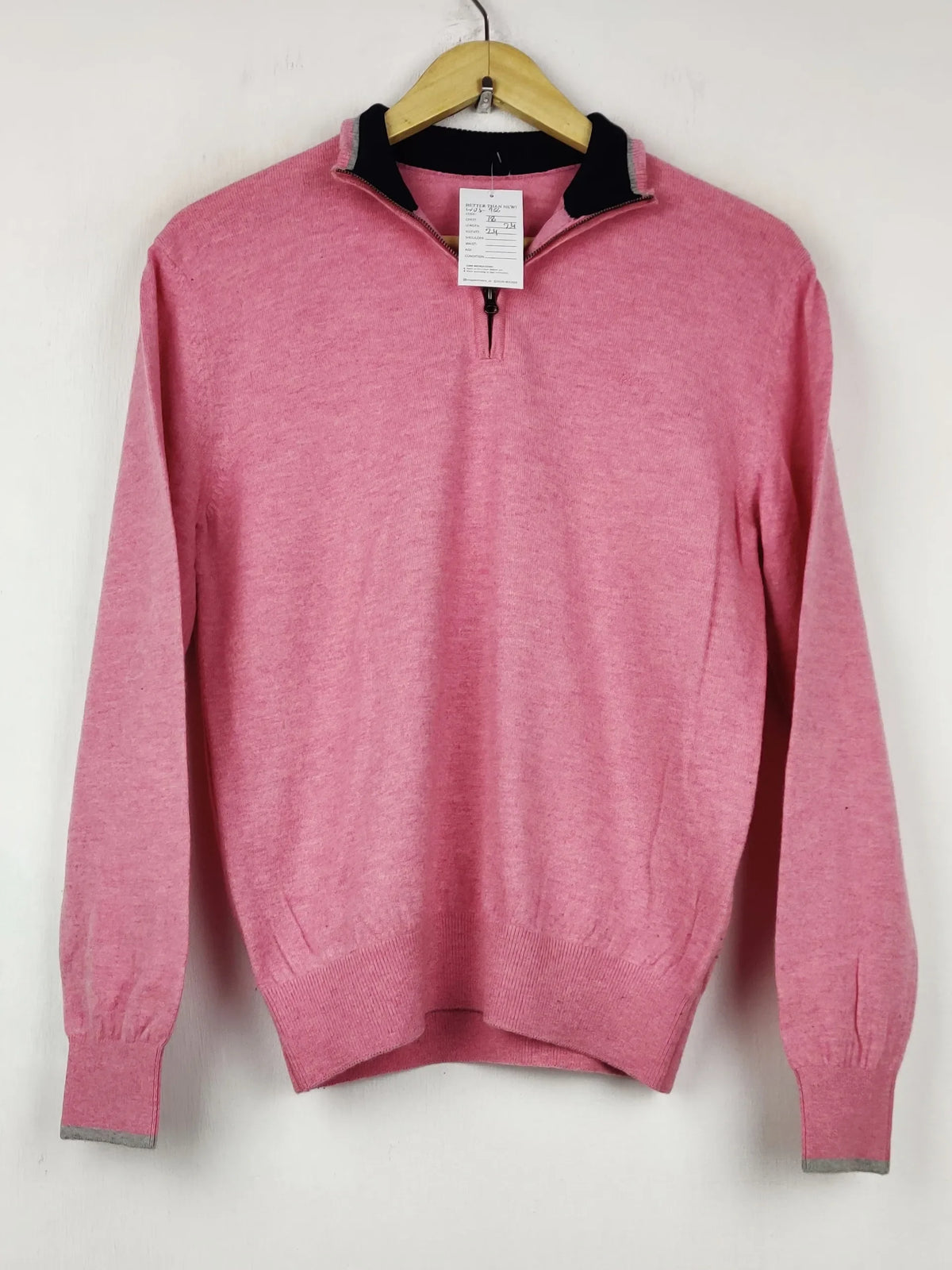 Buy online pre-used pre-loved 100% authentic & Original branded Unknown Brand (WJS-966) available in Pakistan. Top international brands avilable.