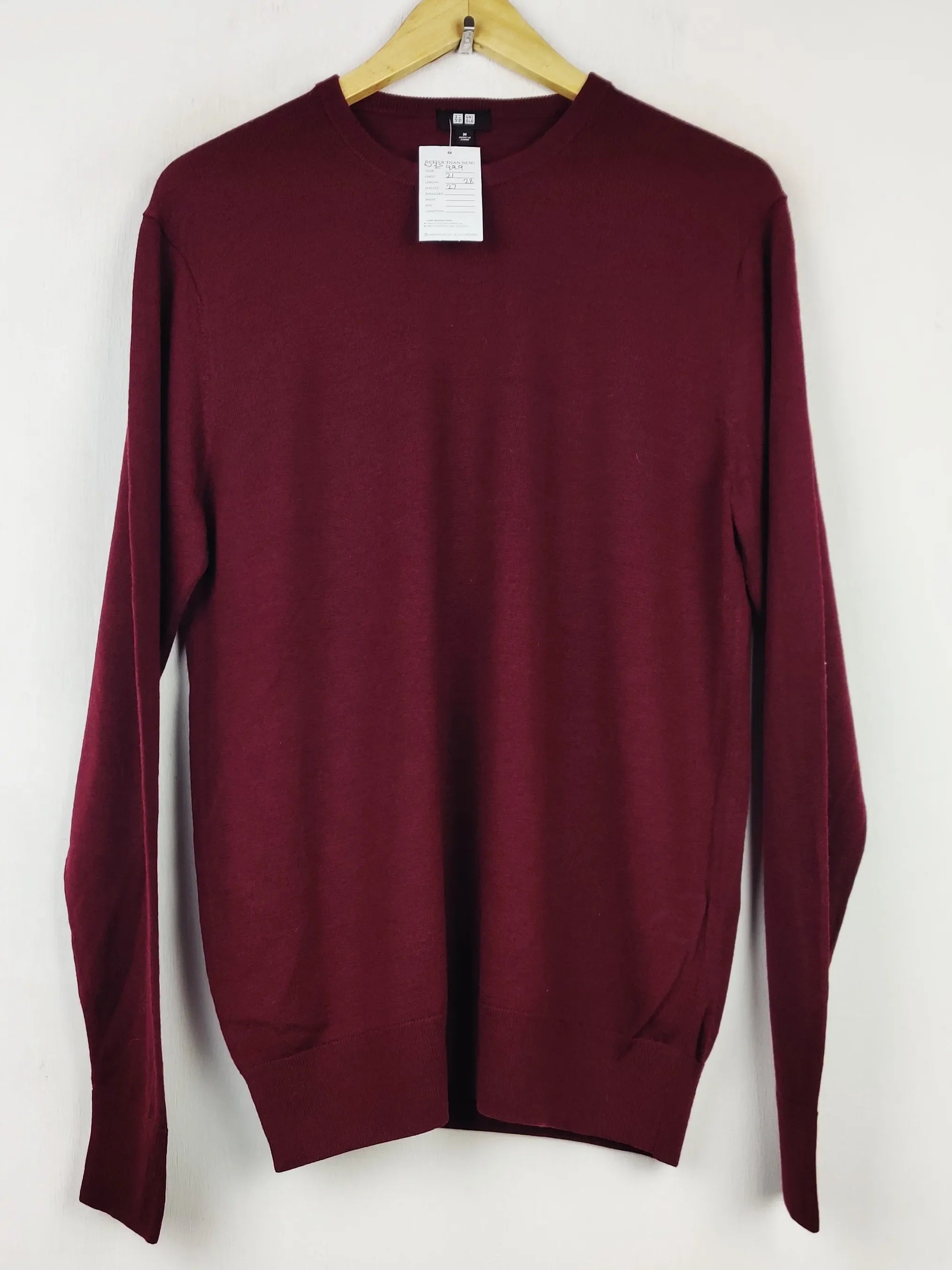 Buy online pre-used pre-loved 100% authentic & Original branded Uniqlo (WJS-999) available in Pakistan. Top international brands avilable.