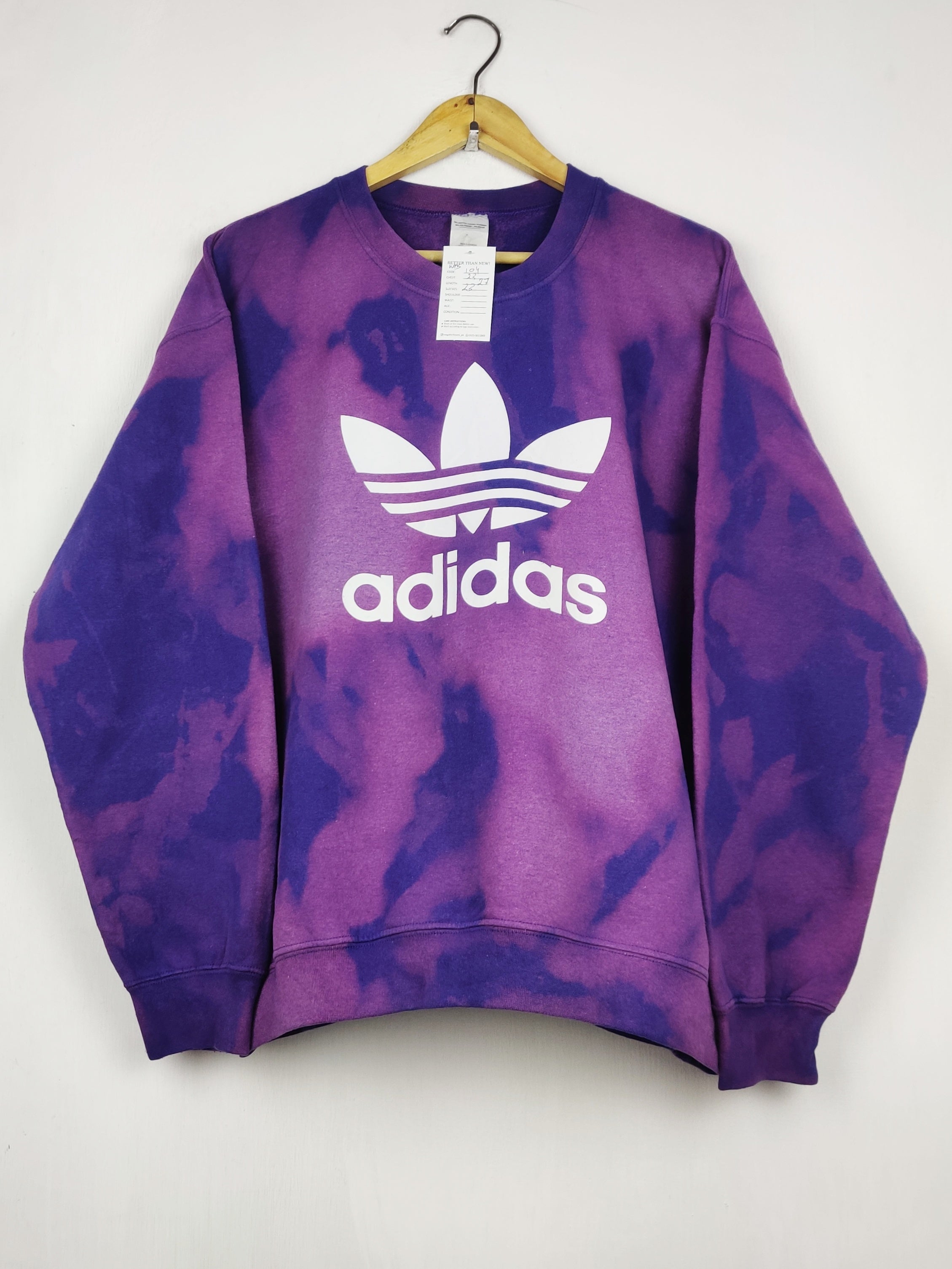 Buy online pre-used pre-loved 100% authentic & Original branded A.D.I.D.A.S (WMS-104) available in Pakistan. Top international brands avilable.